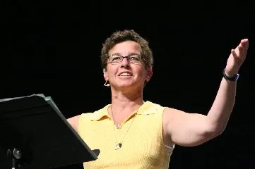 Leading Blue Boat Home at UU General Assembly 2009